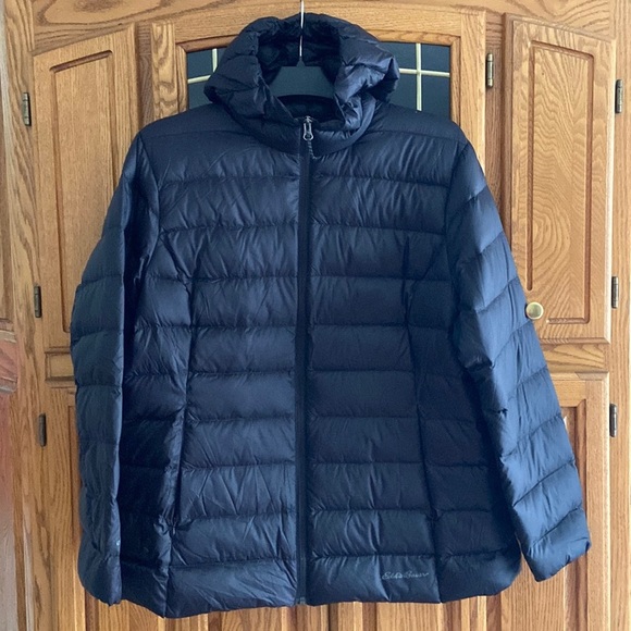 Eddie Bauer Jackets & Blazers - NWT Eddie Bauer Black Cirruslite Down Hooded Jacket Puffer
